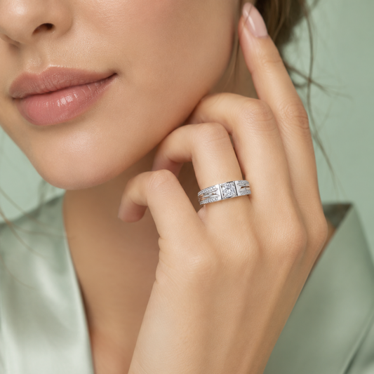 Sinara Regal Spark 925 Silver Ring IRM 3890