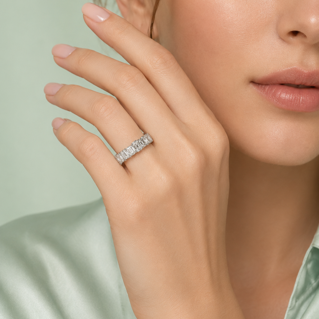 Sinara Crown Radiance 925 Silver Ring IRM 4059