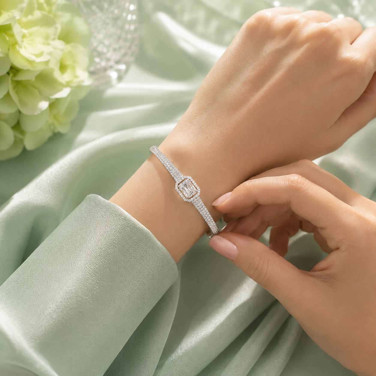 Luxury Solitaire Style 925 Sterling Silver Tennis Bracelet for Women SBR2544