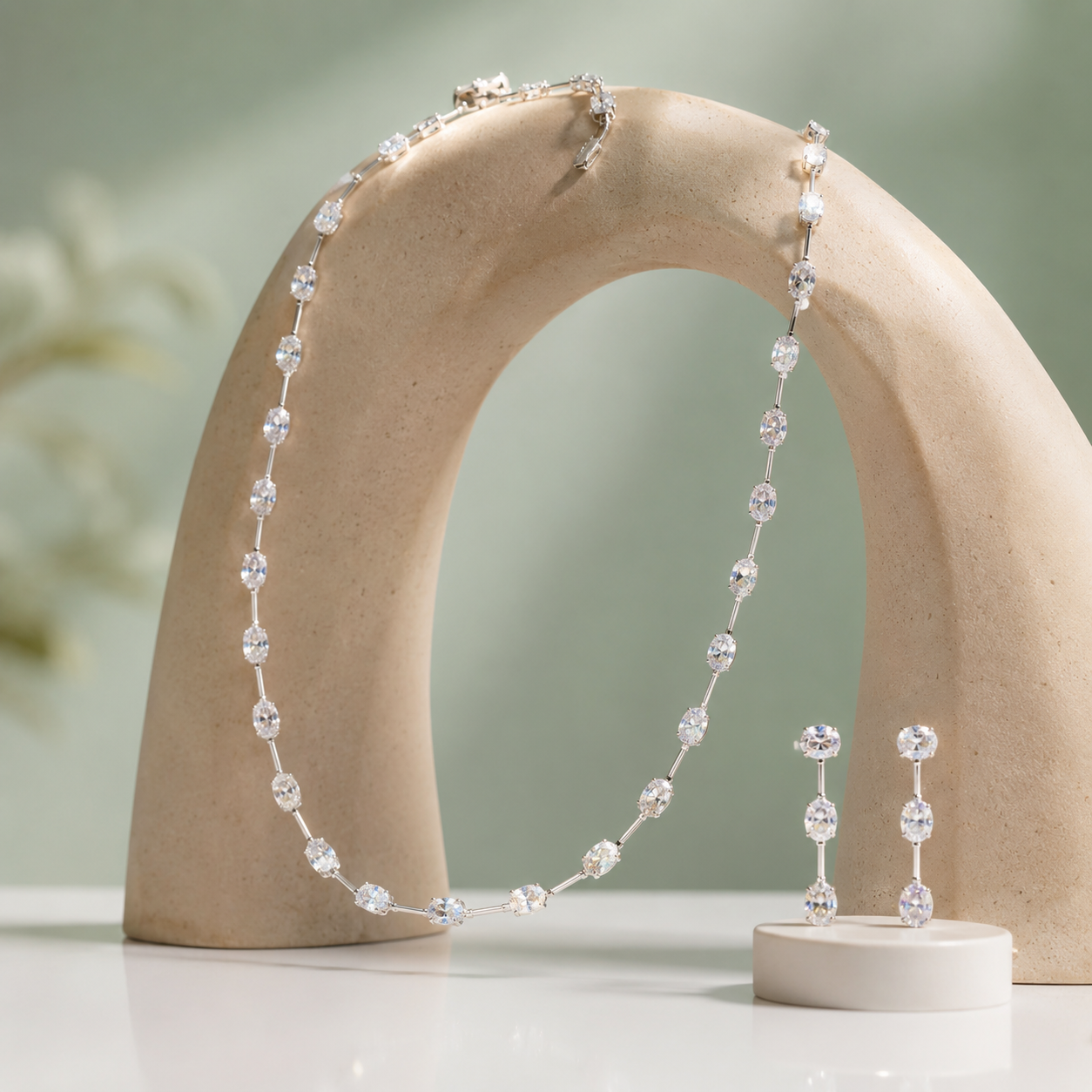 925 Silver Minimal Crystal Necklace Set with Matching Earrings SET771