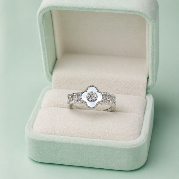 925 Silver Clover Mother of Pearl Adjustable Ring IRM4222