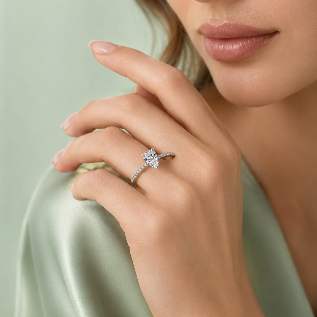 Sinara Pure Teardrop 925 Silver Ring