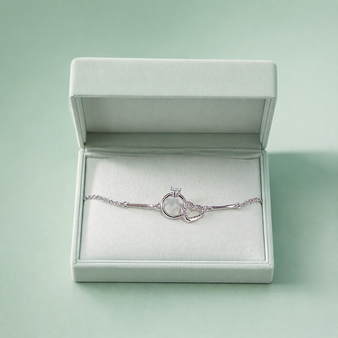 Double Heart & Circle Charm Bracelet in 925 Sterling Silver SBR2929