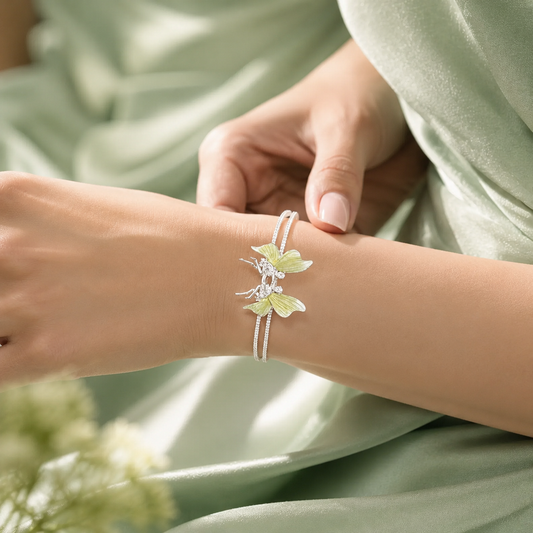 Elegant Butterfly Floral 925 Sterling Silver Designer Bracelet for Women SBR2580