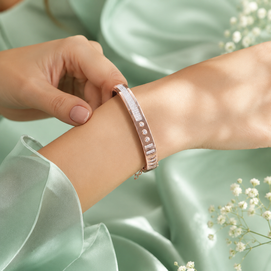 Luxury Rose Gold 925 Sterling Silver Designer Bracelet for Women SBR2585
