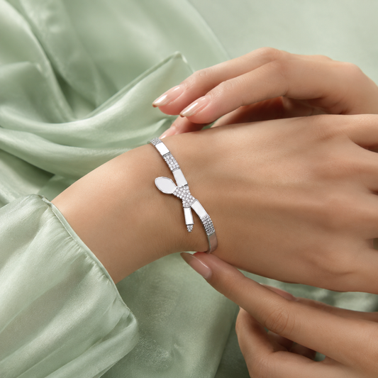 Modern Abstract Knot Design 925 Sterling Silver Bracelet for Women SBR2613