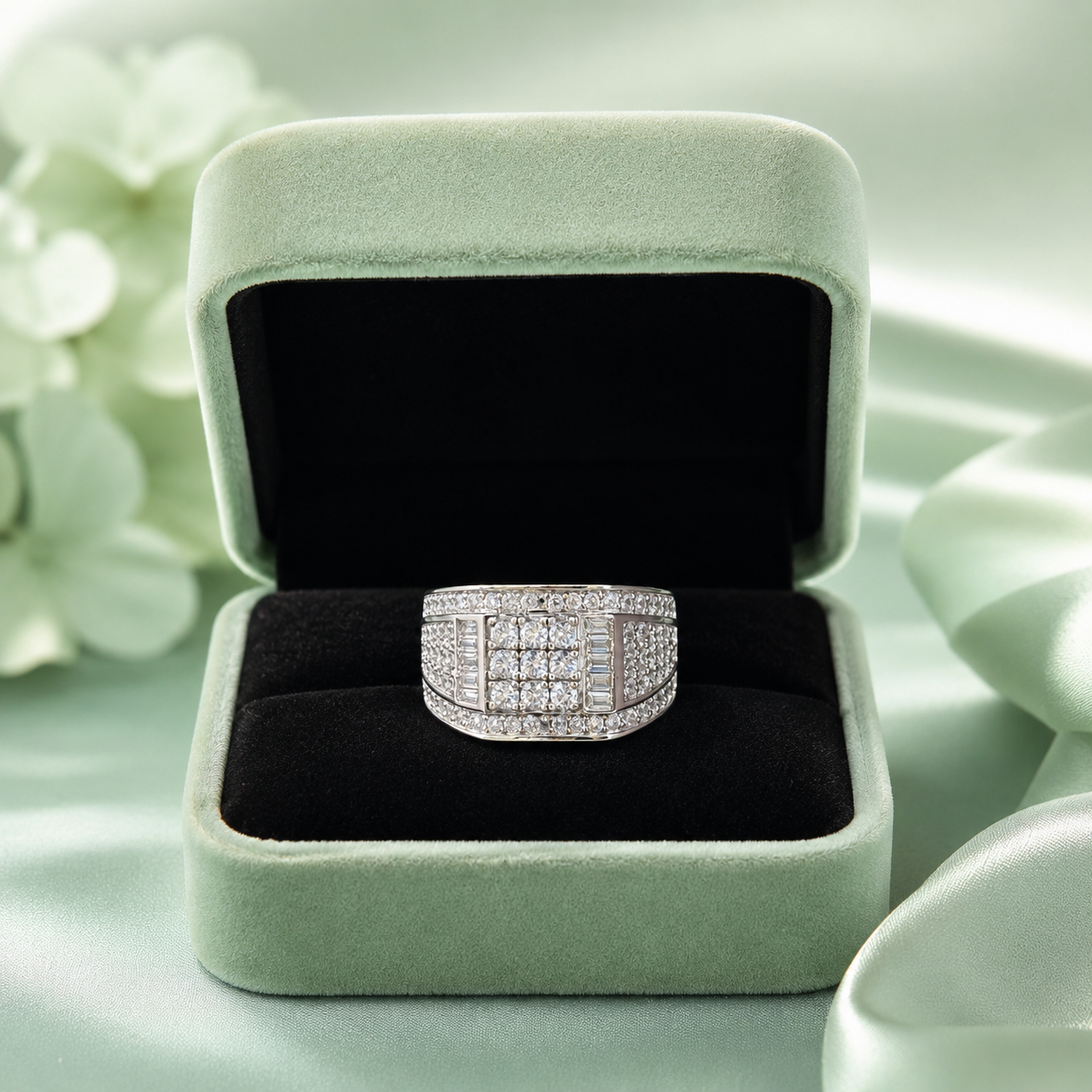 925 Sterling Silver Diamond-Cut Cluster Statement Ring for Men IRM3992