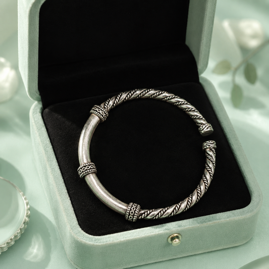 Vintage Tribal Twist 925 Sterling Silver Open Cuff Bracelet for Women SBR2442