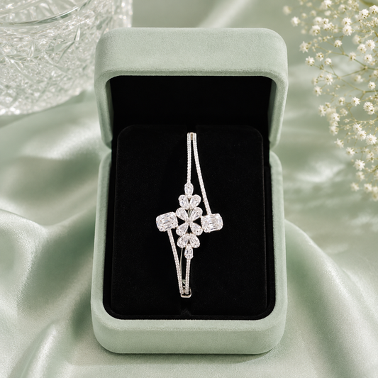 Elegant Floral Diamond Style 925 Sterling Silver Open Bracelet for Women SBR2820