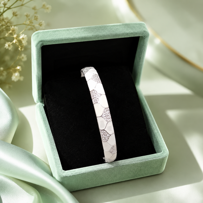 Elegant White Enamel 925 Sterling Silver Bracelet for Women SBR2616
