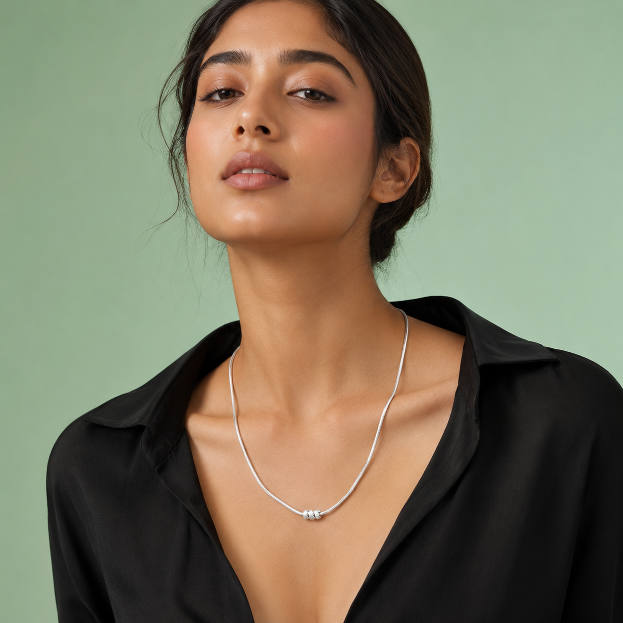 Elegant Silver Snake Chain Necklace with Triple Crystal Accent SCH2004