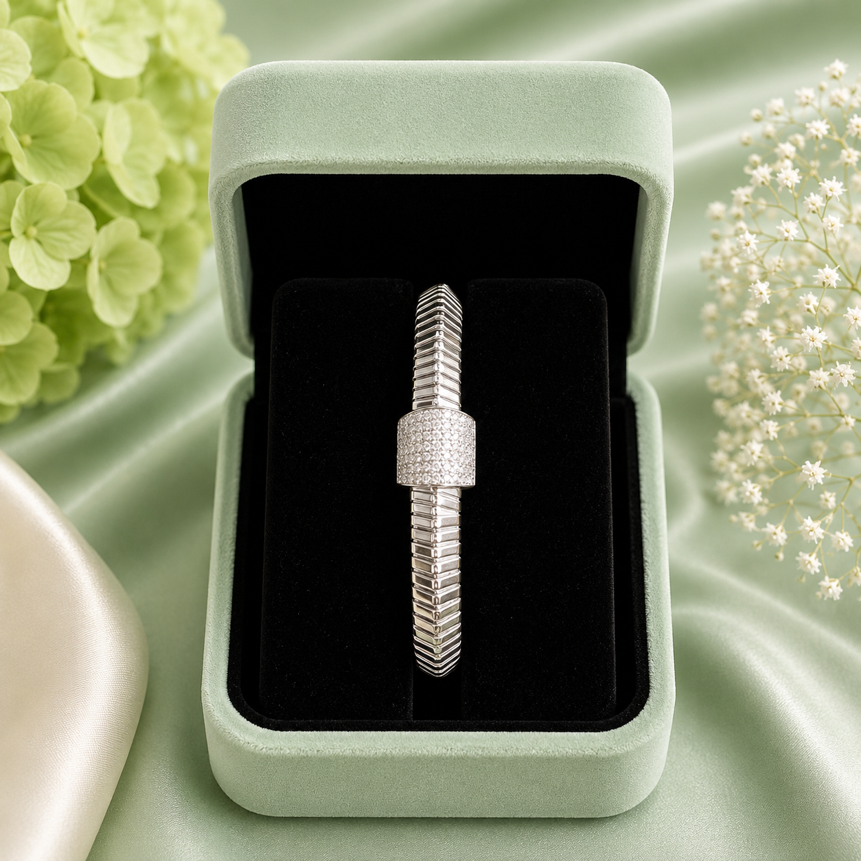 Luxury Flexible Ribbed 925 Sterling Silver Bracelet for Women SBR2944