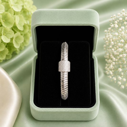 Luxury Flexible Ribbed 925 Sterling Silver Bracelet for Women SBR2944