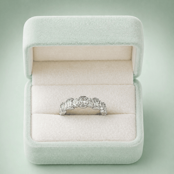 Sinara Crown Radiance 925 Silver Ring IRM 4059